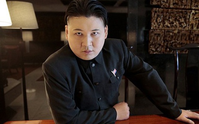 Nhạc sĩ 35 tuổi giống hệt lãnh đạo Kim Jong-un