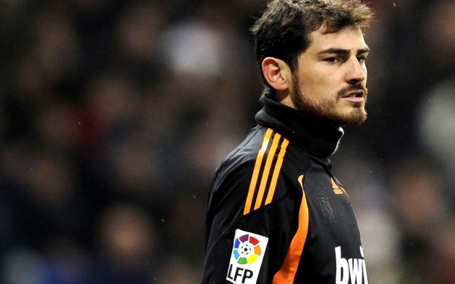 Những pha cứu thua để đời của Iker Casillas