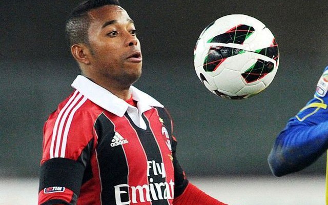 Robinho - Milan: Vì chữ tiền mà vui vẻ làm "tù nhân" của nhau