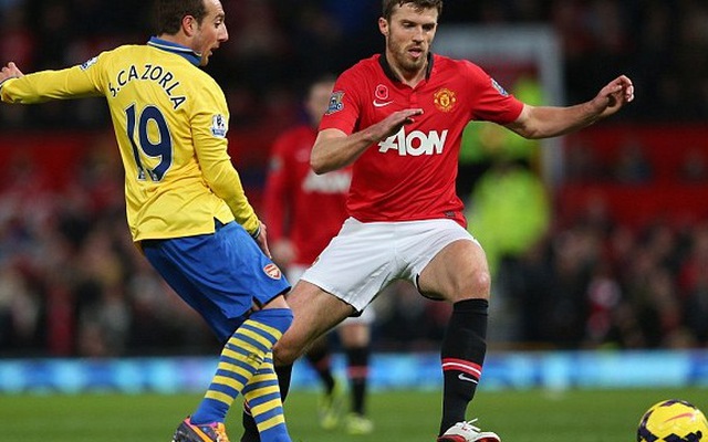 Đồng ý ở lại, Carrick giải nghệ tại Man United