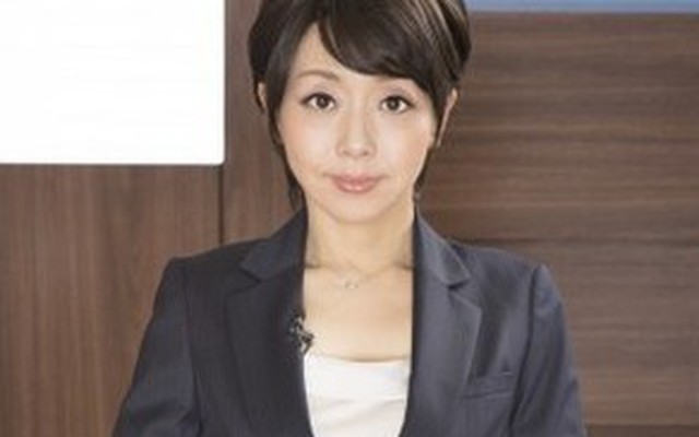 Nhật Bản: MC thời sự bỏ việc, đóng phim cấp 3