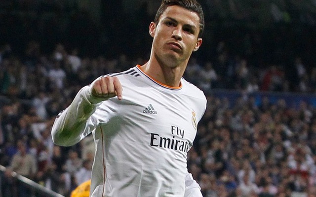 Ghi bàn khủng, CR7 lần đầu vượt mặt M10, đe dọa Nou Camp