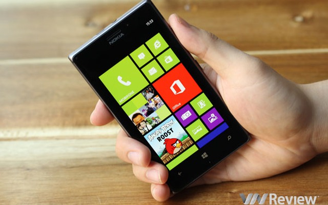 Trên tay điện thoại Nokia Lumia 925 chính hãng