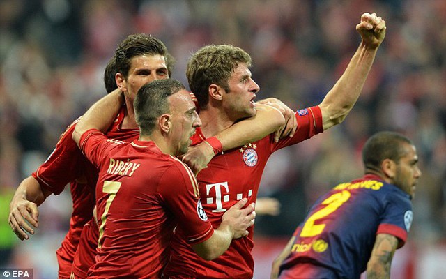 Bayern (4-0) Barca: Chào nhé tiqui-taca!