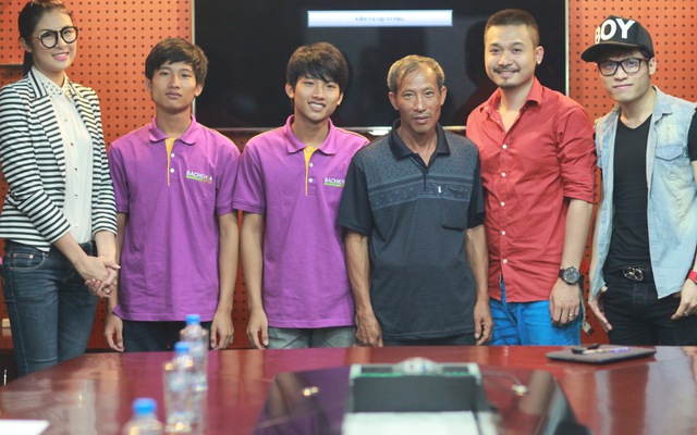 NTM tóc hứa làm đẹp miễn phí cho 2 anh em Thủ khoa Nguyễn Hữu Tiến