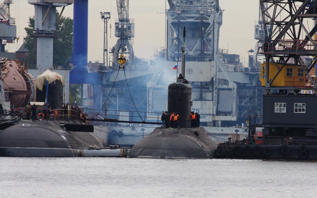 Báo Nga: Việt Nam sẽ vận hành 3 tàu ngầm Kilo vào năm tới