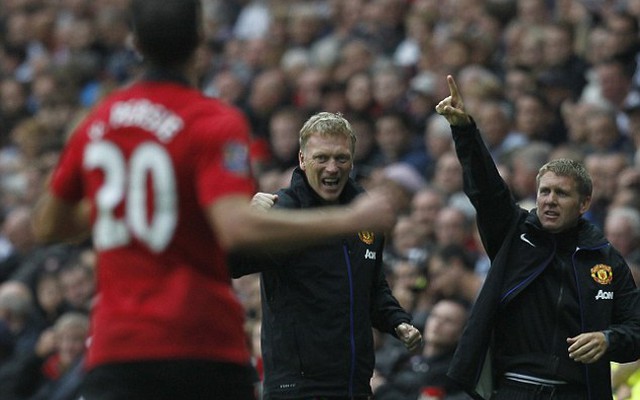 Man United hành quân đến Anfield: Lần đầu tiên cho David Moyes!