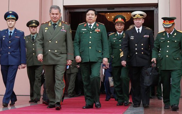 Nga muốn trở lại Cam Ranh để chặn Trung Quốc?