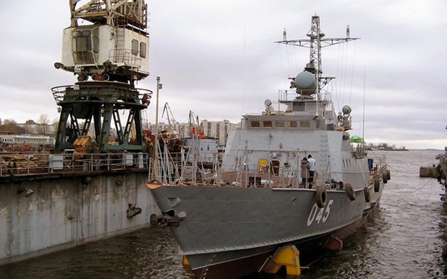 Hình ảnh tàu pháo Svetlyak Việt Nam được đóng tại Nga