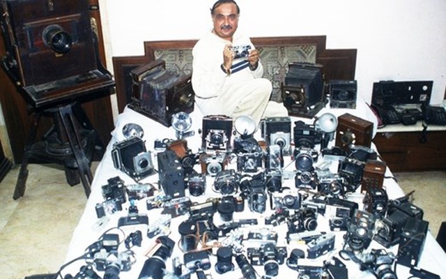 Phá vỡ kỷ lục thế giới với bộ sưu tập gần 4500 chiếc máy ảnh