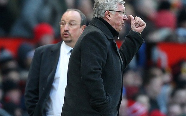 Sir Alex phản pháo: Benitez là đồ vu khống!