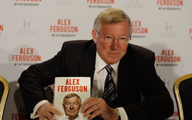 Sir Alex ra sách mới: Chuyện xưa nay mới kể