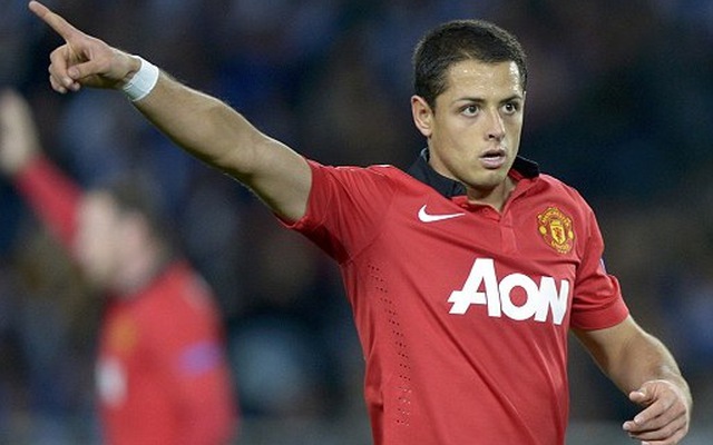 Arsenal tuyển quân, Chicharito “bị soi” đầu tiên