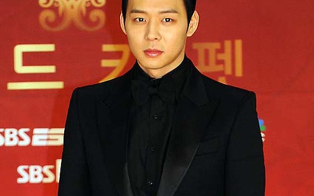 Yoochun "thắng đậm" tại SBS Drama Awards 2012