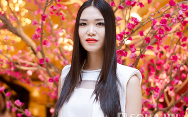 Hoa hậu Thùy Dung khoe dung mạo lạ
