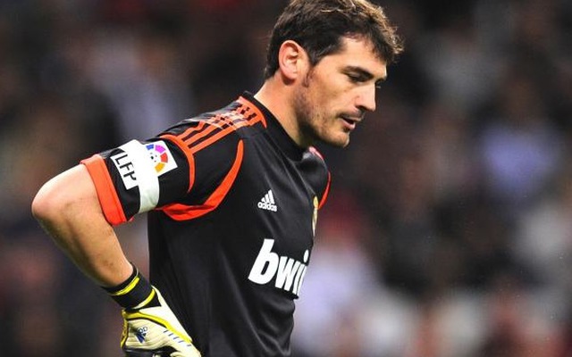 NÓNG: Casillas chuẩn bị sẵn tinh thần rời Real