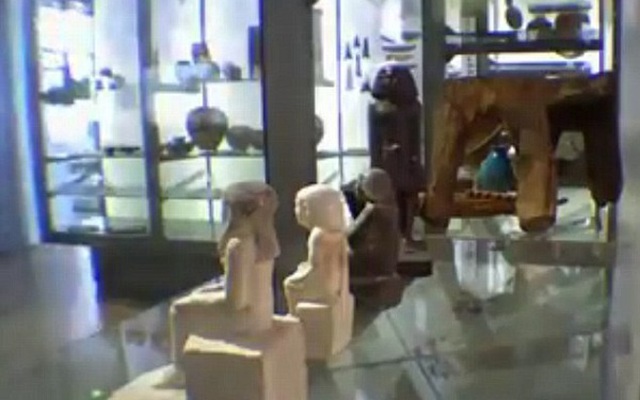 Tượng Ai Cập nghìn năm tuổi tự xoay bí ẩn trong bảo tàng