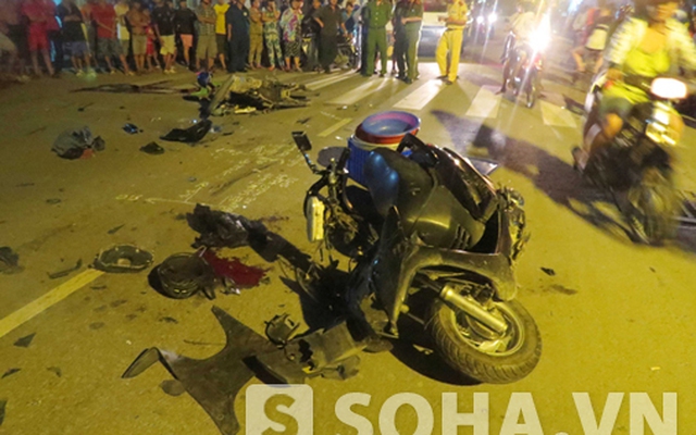 TP.HCM: Hai xe máy đối đầu trong đêm, "ma men" tử nạn