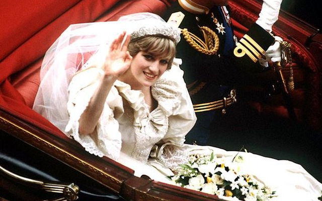 Ngày này năm xưa 20/11: Diana thừa nhận chuyện ngoại tình