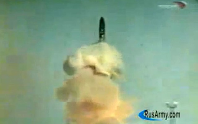 Khám phá tên lửa có sức công phá lớn nhất thế giới