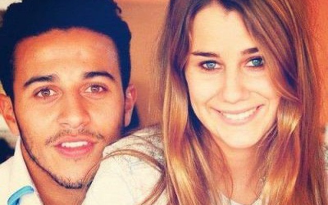 Thiago Alcantara: Tự hào về bố, ngưỡng mộ mẹ, sợ… bạn gái