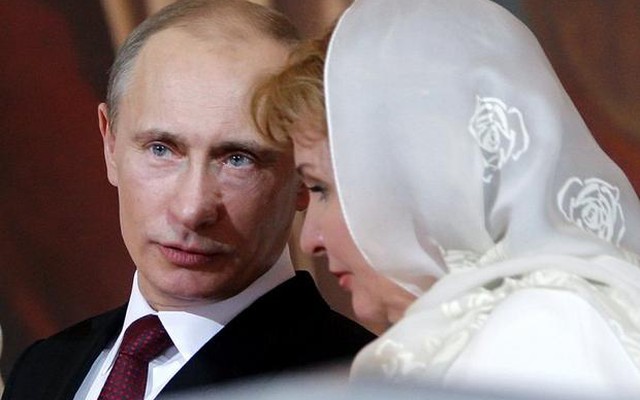 Chân dung người phụ nữ vừa rời xa Tổng thống Putin