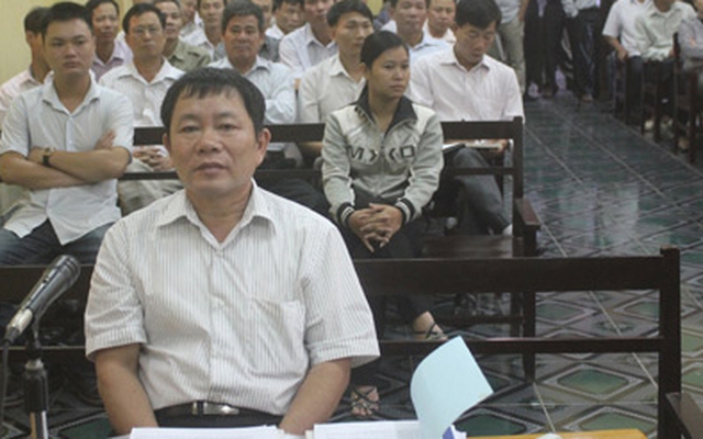 Hoãn xử vụ Đoàn Văn Vươn kiện UBND huyện Tiên Lãng
