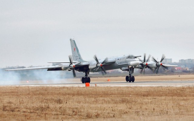 [ẢNH] Trung tâm huấn luyện phi công ném bom chiến lược của Nga
