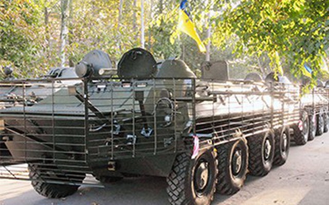 Biên phòng Ukraine tiếp nhận xe bọc thép BTR-70 nâng cấp