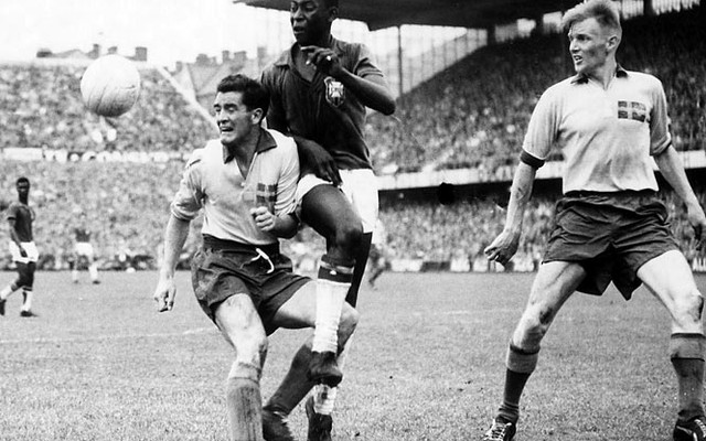 World Cup 1958: Những trò khăm thế kỷ không "dập" nổi Pele