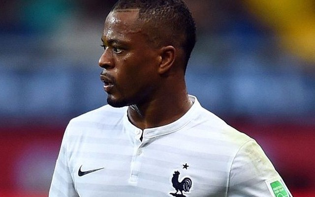 Giá siêu rẻ, Evra chính thức rời Man United tới Juventus