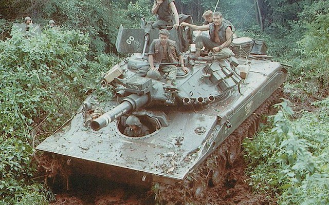 Tìm hiểu "xe tăng nhảy dù" của Mỹ trong chiến tranh Việt Nam