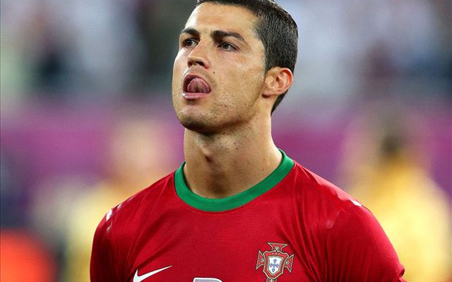 Cris Ronaldo bất ngờ chấn thương, sợ mất World Cup