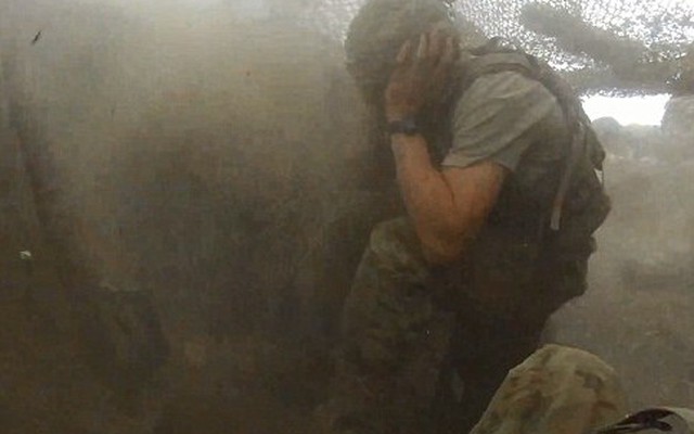 Video: Đơn vị lính Mỹ suýt "bốc hơi" vì không quân ném bom nhầm
