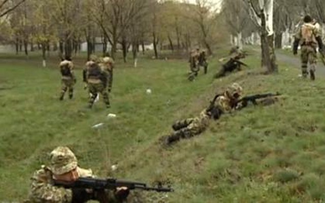 Nhân chứng tường thuật vụ bắn súng ác liệt tại Đông Ukraine