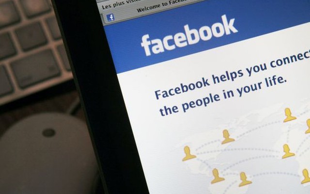 Vì sao những người FA lại nghiện Facebook?