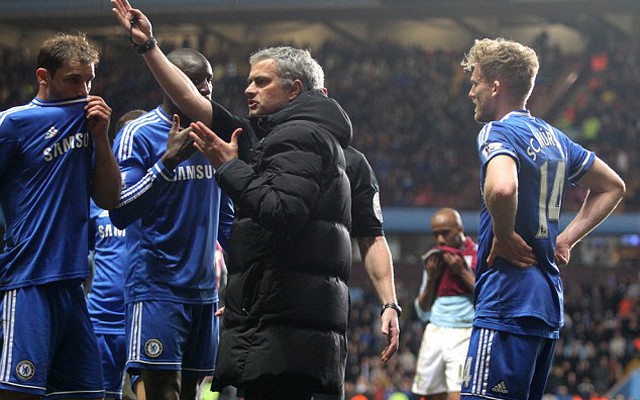Fan Chelsea góp tiền trả án phạt cho Jose Mourinho