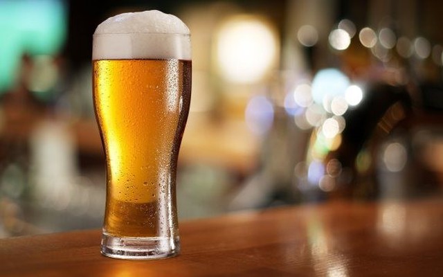 4 sai lầm khi uống bia gây hạị nghiêm trọng đàn ông Việt hay mắc