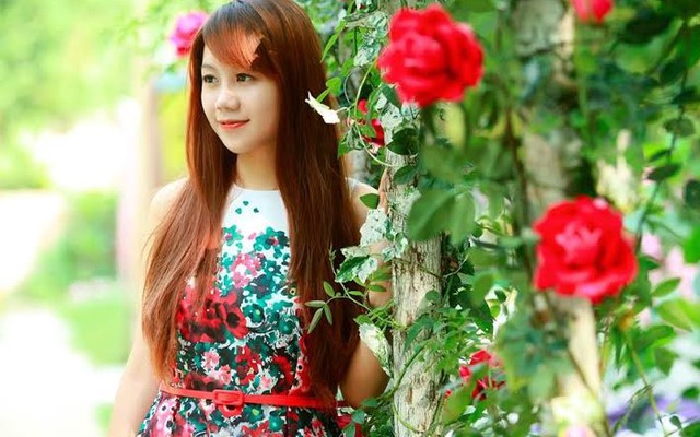 Soi nhan sắc của 1 trong 10 nữ sinh đẹp nhất Việt Nam 2013