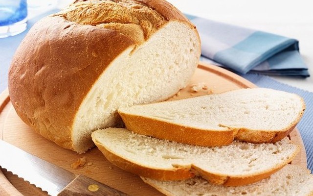 Ăn bánh mì, "tận hưởng" 7 ảnh hưởng rất xấu cho sức khỏe