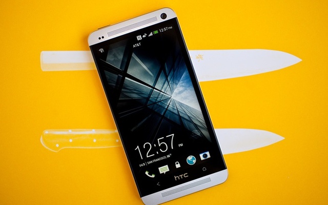 HTC One chính hãng bất ngờ giảm giá 1 triệu đồng