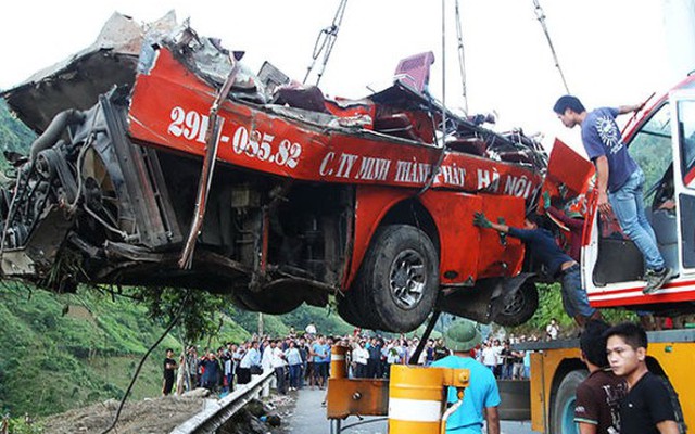 Tai nạn tại Lào Cai: có dấu hiệu “xe vua”