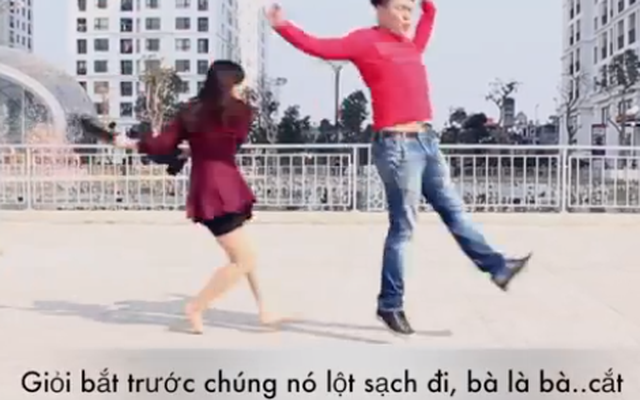 Thích thú với clip hài Tết "yêu đi, đòi quà sau"