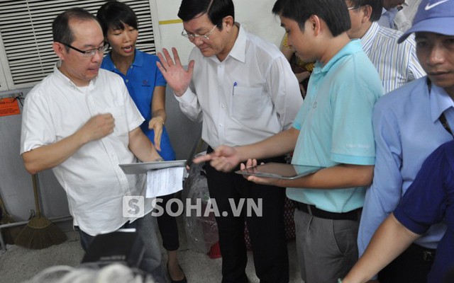 Chủ tịch nước Trương Tấn Sang thăm công nhân tỉnh Bình Dương