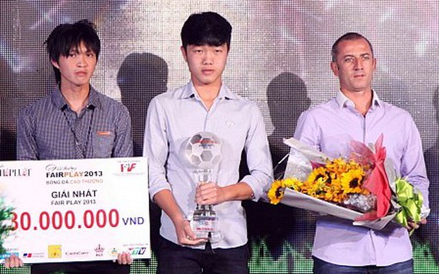 U19 Việt Nam ẵm giải Fair Play 2013