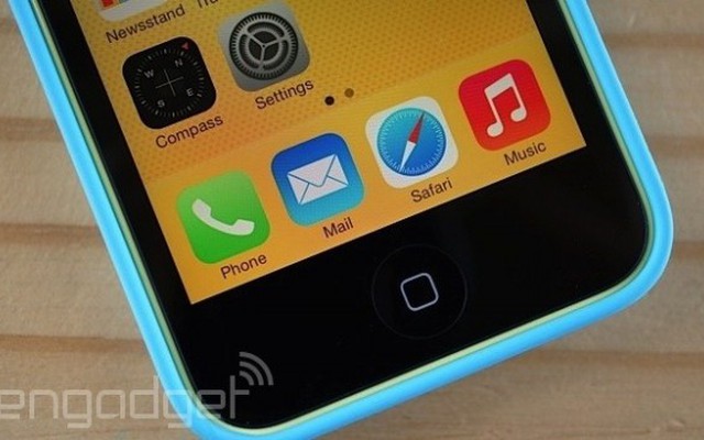 Apple bất ngờ tung iPhone 5c 8GB trước món chính iphone 6