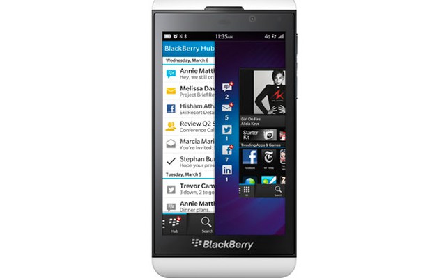 BlackBerry Z10 giảm giá sốc chỉ còn 4,5 triệu đồng