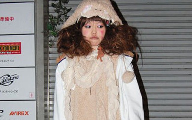 Những kiểu thời trang dị hợm chỉ có ở Nhật Bản năm 2013 (P1)