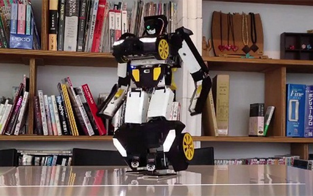 Nhật Bản đã chế tạo thành công robot Transformer?