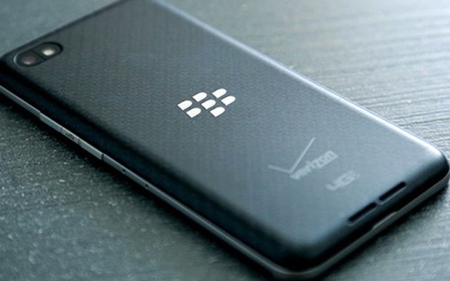 BlackBerry sẽ "bán mình" nếu còn thua lỗ